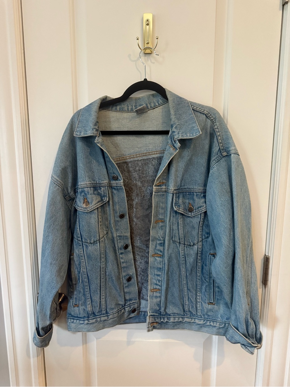 Light Wash Denim Jacket - Classic Blue